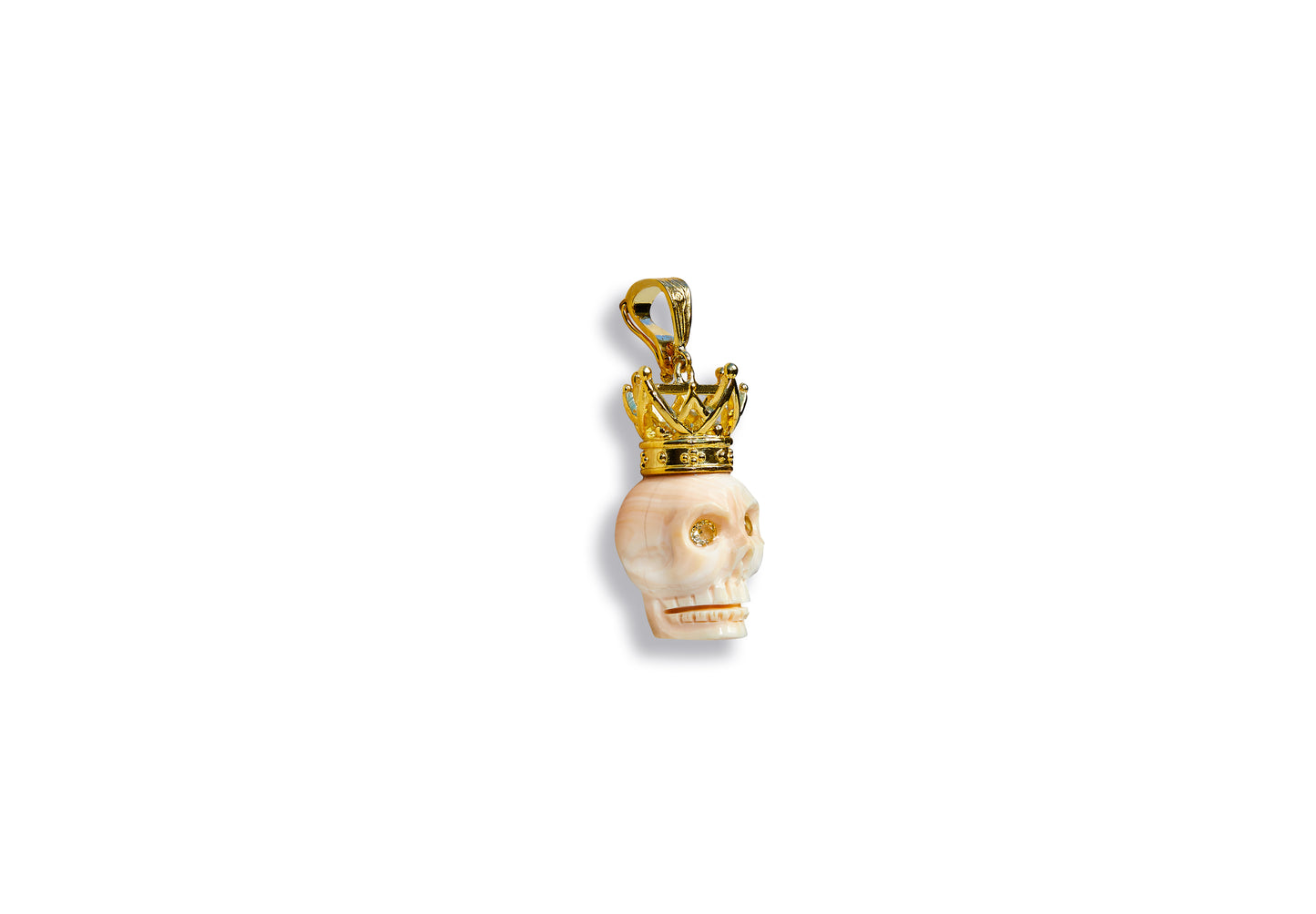 Cameo Shell Skull Kings Crown Pendant